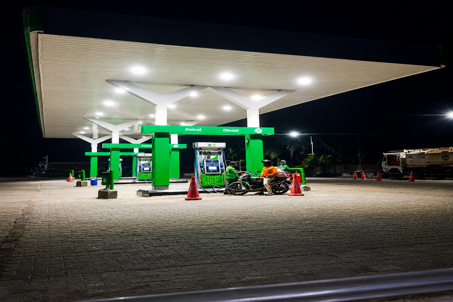 Home petrol station 2 1536x1024